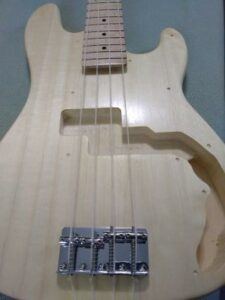 Solo Mini P-bass alignment test