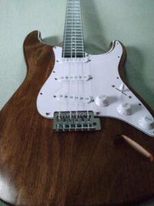Strat neck alignment using kite string.