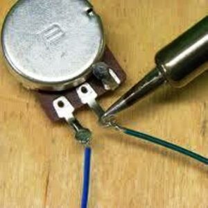 Soldering a wire to a pot